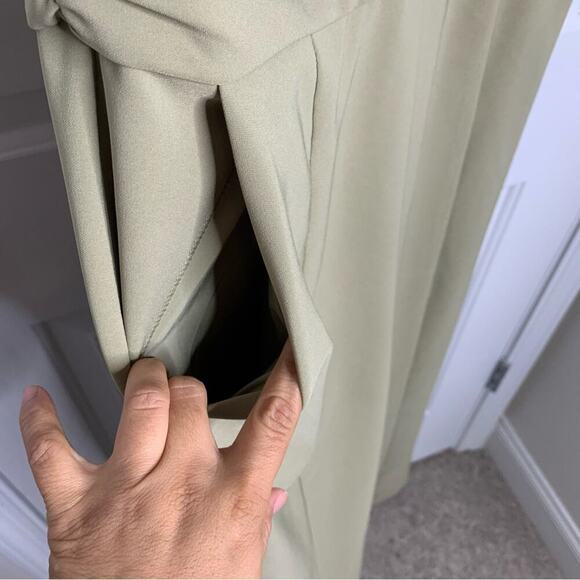 Lavish Alice green sage halter flare‎ leg jumpsuit size 12 - Picture 5 of 12